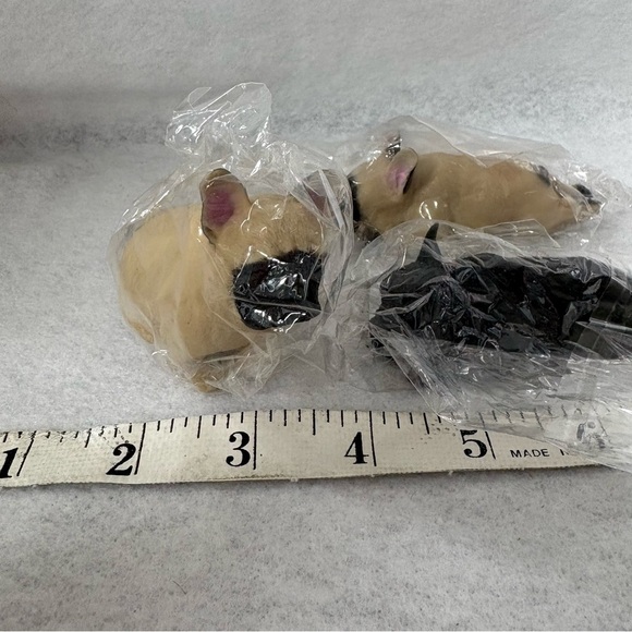 Set of 3 FRENCH BULLDOG Squishy Gachapon Toys Figures Brown Black Fawn Dog - Picture 6 of 8